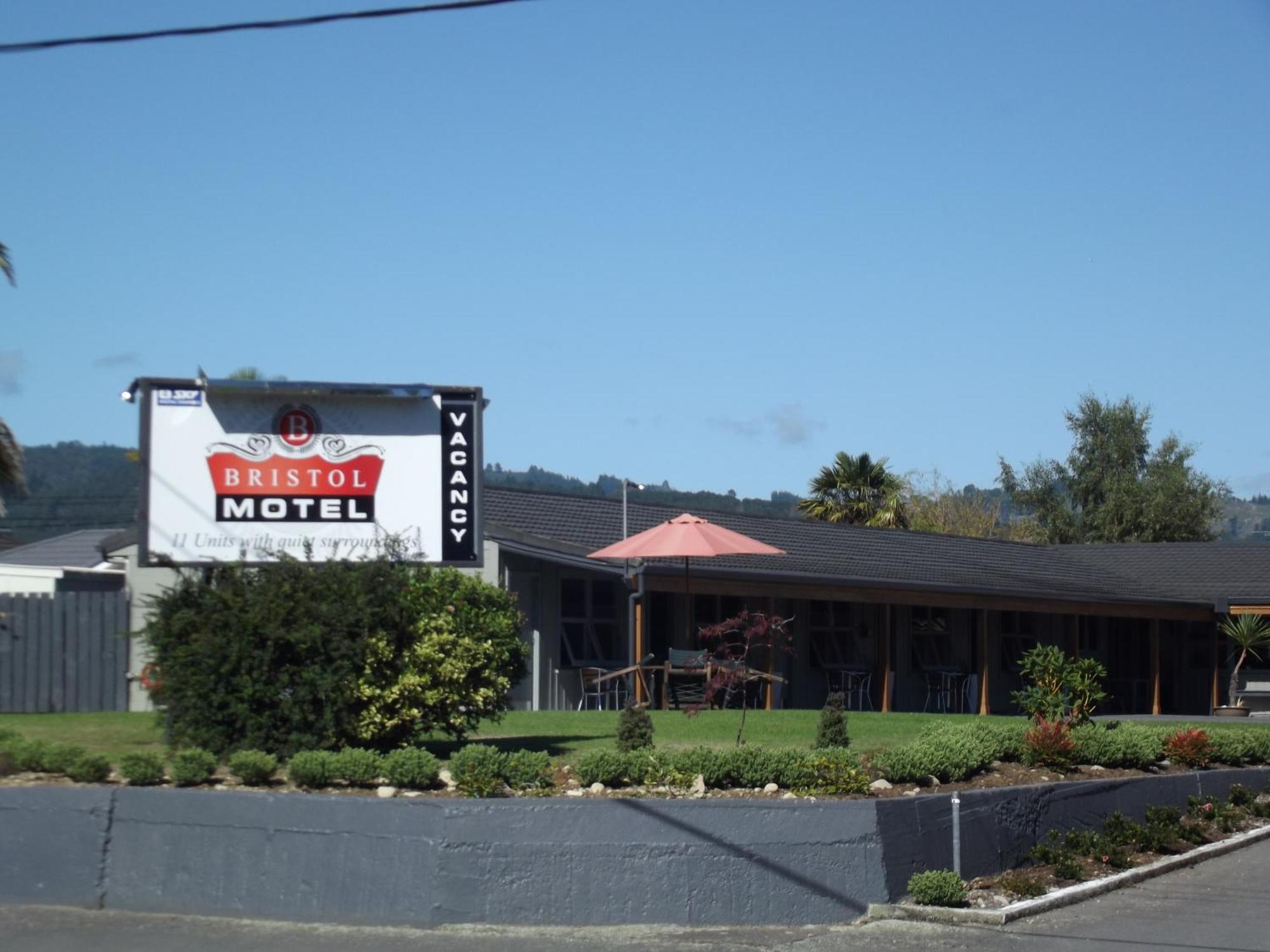 Bristol Motel Upper Hutt Exteriör bild