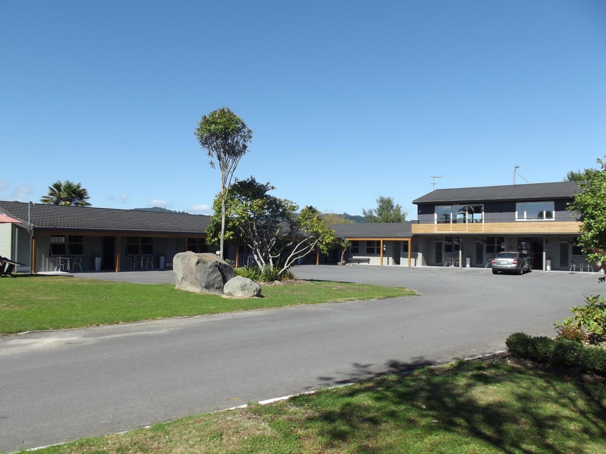 Bristol Motel Upper Hutt Exteriör bild